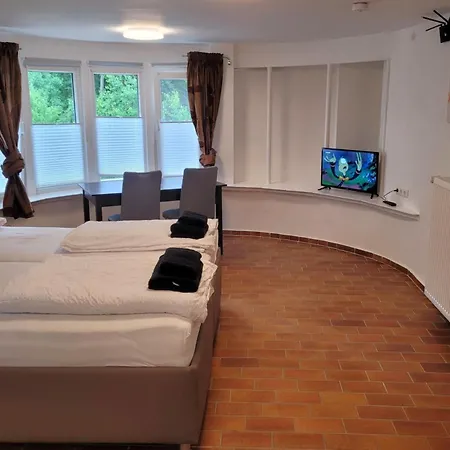 Idylischer Bachplatz Apartman